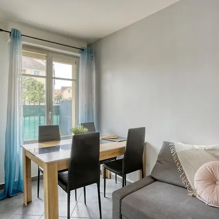 La Cour Secrete Apartment *