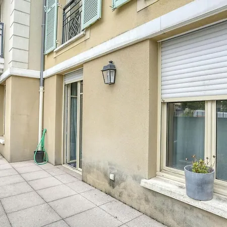 La Cour Secrete * Buc (Yvelines)